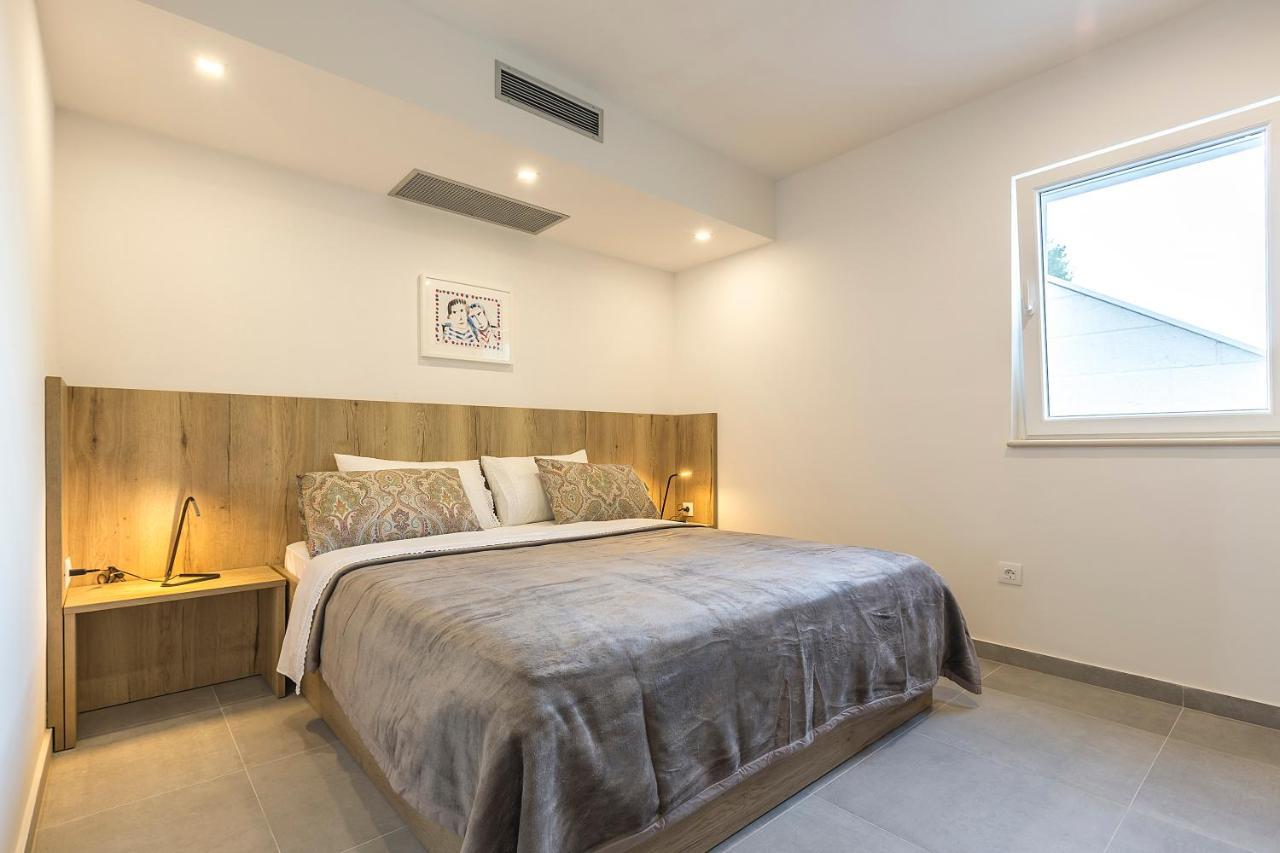 אובלי Villa Iva Lastovo מראה חיצוני תמונה