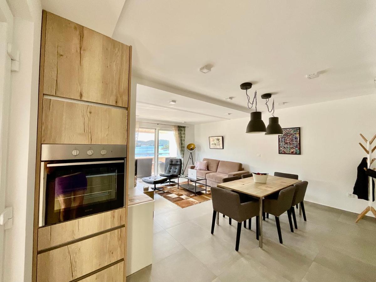 אובלי Villa Iva Lastovo מראה חיצוני תמונה