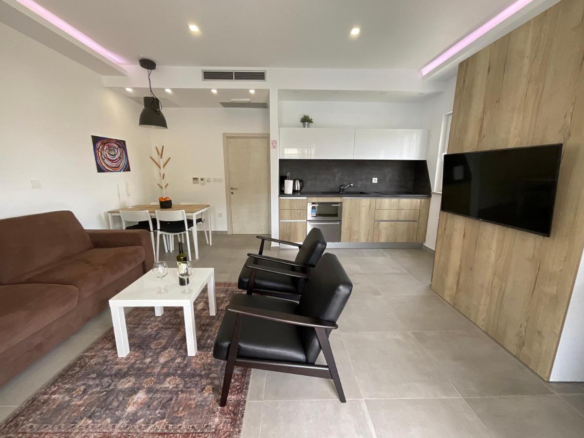 אובלי Villa Iva Lastovo מראה חיצוני תמונה