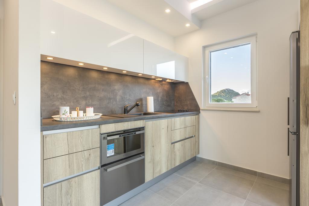 אובלי Villa Iva Lastovo מראה חיצוני תמונה